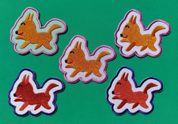 コロちゃん1 小サイズ ワッペン 刺繍 犬 イヌ いぬ ホームメイド オリジナル 可愛い アップリケ 狐 キツネ きつね 4枚目の画像