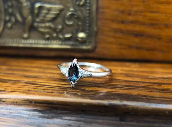 classical ring~blue topaz クラシカルリング　ロンドンブルートパーズ 2枚目の画像