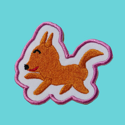 コロちゃん2 小サイズ ワッペン 刺繍 犬 イヌ いぬ ホームメイド オリジナル 可愛い アップリケ 狐 キツネ きつね 1枚目の画像
