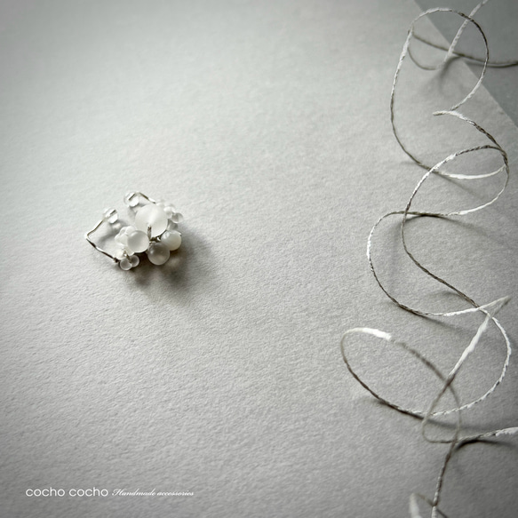 にしき糸で編む、氷つぶのイヤーカフ【水晶、チェコビーズ】 ”Square series” ［Silver925 変更可］ 5枚目の画像