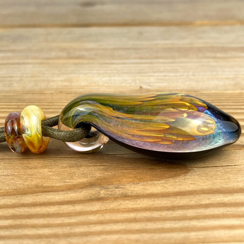 Fume Dot Glass Implosion ボロシリケイトガラスペンダント Fume Dot Glass Implosion ボロシリケイトガラスペンダント