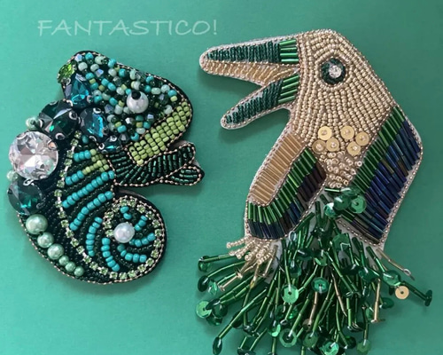 キラキラ☆　カエル　カメレオン　立体ビーズ刺繍　ブローチ　チャーム