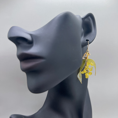 ミモザの枝 ピアス/イヤリング ディップアート アメリカンフラワー
