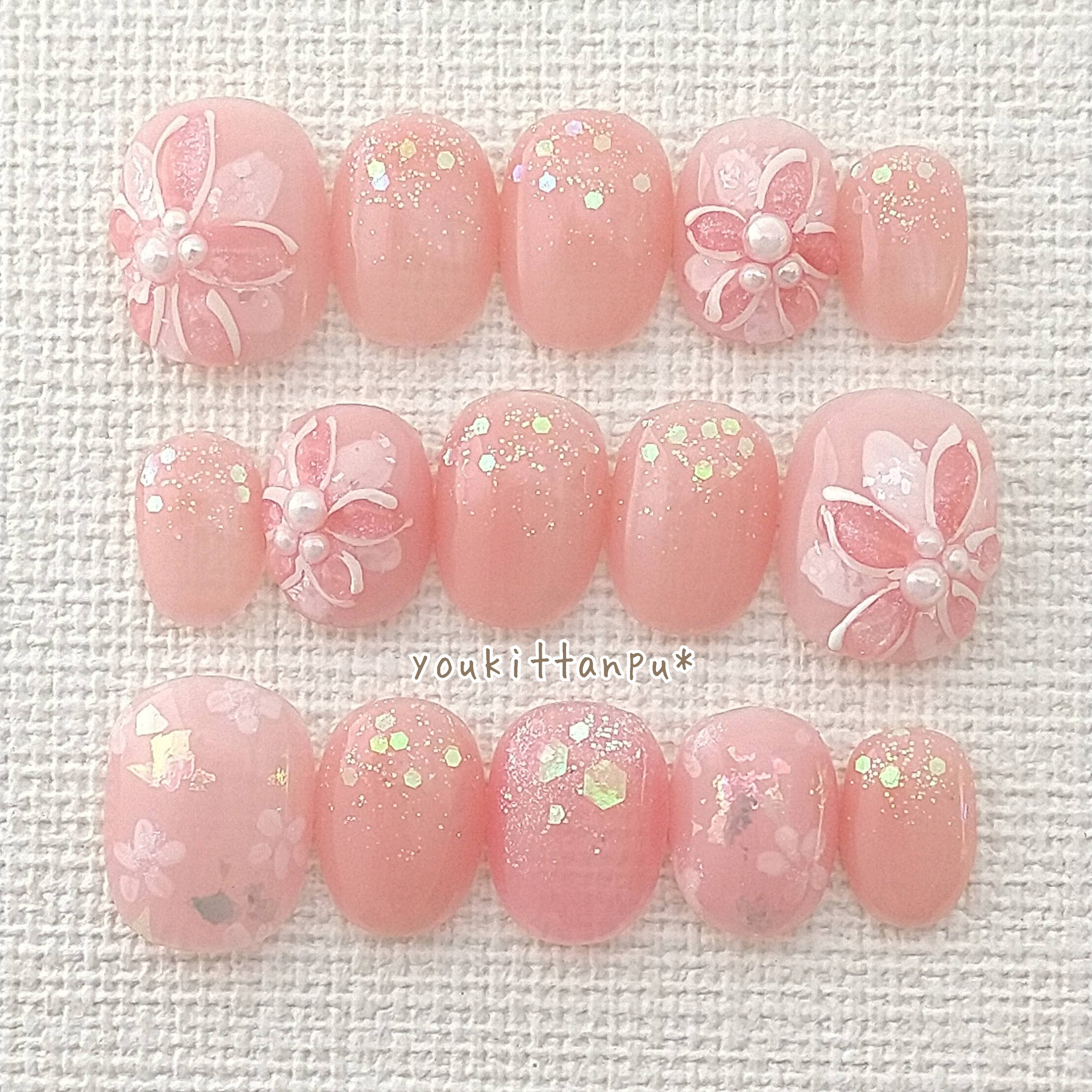 ネイルチップ ぷっくりピンクフラワー 15枚セット＊ブライダル ウェディング 結婚式 上品 成人式 短め 韓国 シンプル 4,859円