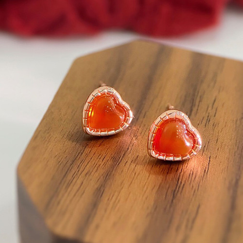 シルバー925 ぷっくり レッド瑪瑙 ハート ピアス つけっぱなし 小さめ