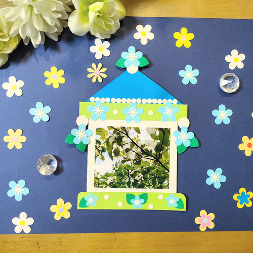 写真 色紙 手紙 壁面 アルバム 飾り ～ 風に揺れるネモフィラの