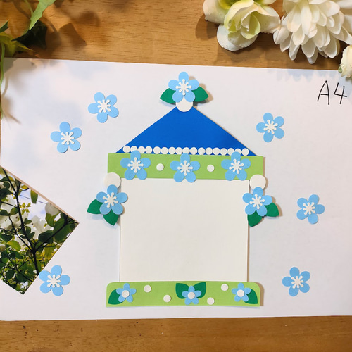 写真 色紙 手紙 壁面 アルバム 飾り ～ 風に揺れるネモフィラの