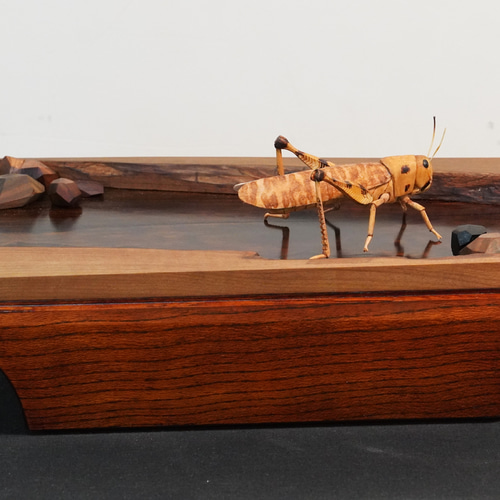 硯自然木デザイン 虫の彫刻付き 940bb410e6491a05c4b4de22a25cf3