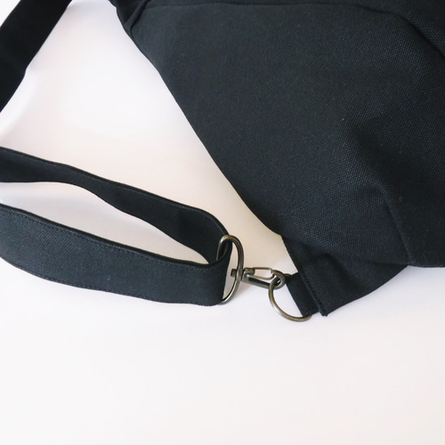 【なつ】1930ぽってりトートバッグ 、1931しずく型ボディバッグ(小) なつ】1930ぽってりトートバッグ 、1931しずく型ボディバッグ(小