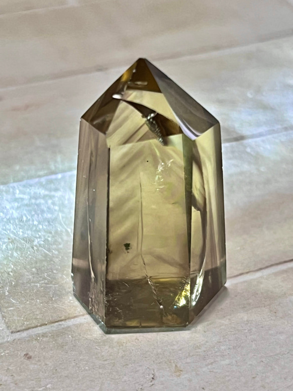 財を呼び込む✨　龍脈水晶　非加熱　シトリン　黄水晶　クォーツ ポイント　原石 財を呼び込む✨ 龍脈水晶 非加熱 シトリン 黄水晶 クォーツ