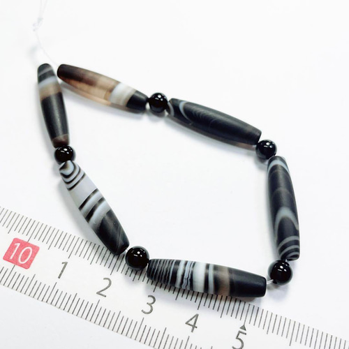 t120 天然石 オニキス 縞瑪瑙 黒瑪瑙 スティック 丸玉 ブラックめのう