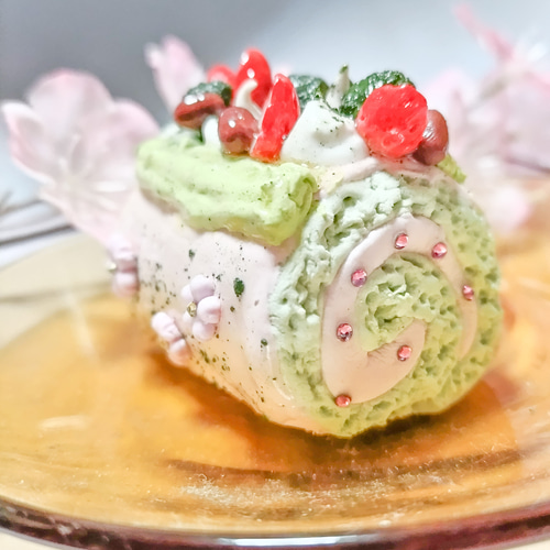 ハンドメイドロールケーキフェイクスイーツスイーツデコキーホルダー