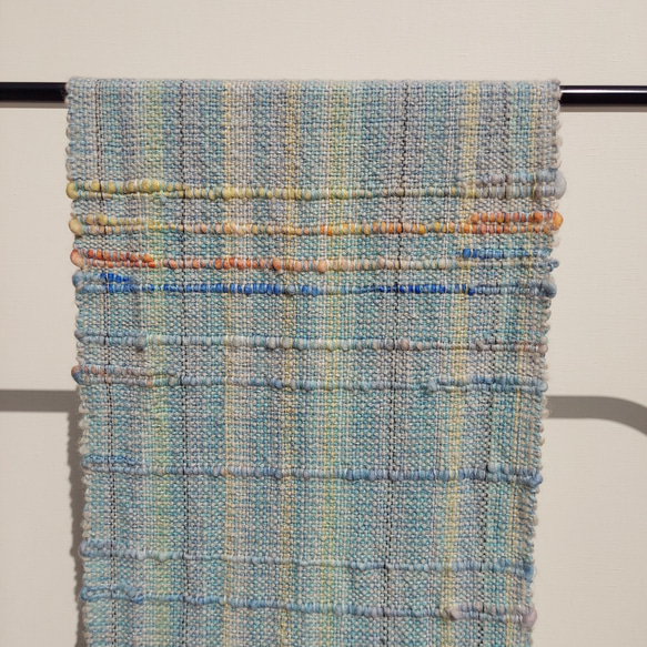 手織り　手紡ぎウールのぽこぽこマフラー　作品24004 11枚目の画像