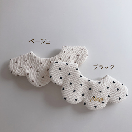 ❤︎mini heart bib❤︎ お名前刺繍*名入れ*花びらスタイ*名 ❤︎mini heart bib❤︎ お名前刺繍*名入れ*花びらスタイ*名