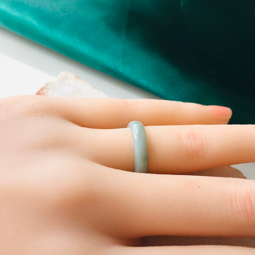 R300-0054］ ジェイド JADE ヒスイ 本翡翠 くりぬき リング ライト