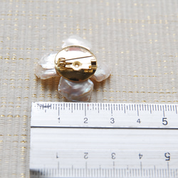 罌粟花瓣珍珠胸針 第7張的照片