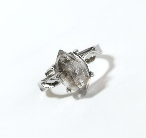 「夢を実現する力」天然☆輝きハーキマーダイヤモンドツイストリング　つけっぱなし 3枚目の画像