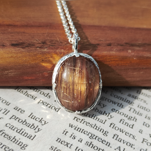 シルバー925 純銀保証　ハンドメイド　クィーンタイプ　超輝き　ペンダント タイガールチルクォーツ純銀のネックレス/タイチンルチルクォーツ