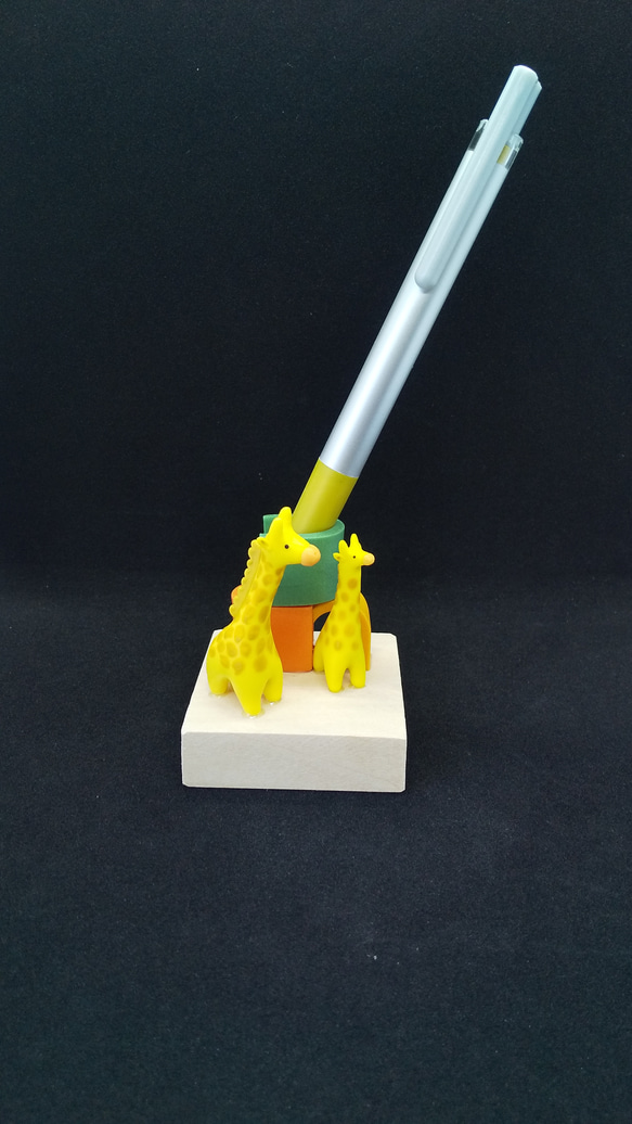 キリンのペン立て(緑橙黄) 12枚目の画像