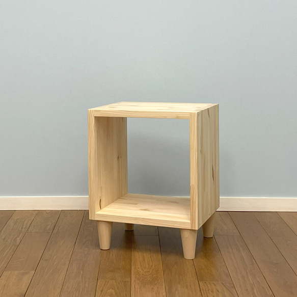 木製ラック『オープンボックス キューブ 脚付き』木製シェルフ オープンラック 猫脚 サイズ変更OK！ 木工職人造り 3枚目の画像
