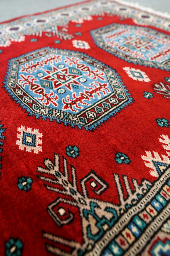 129×78cm【パキスタン手織り絨毯】 5枚目の画像