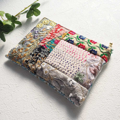 春風を感じるインド刺繍リボンポーチ ポーチ Floopa 通販