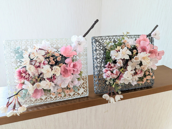 【桜花爛漫～Lace Frame Arrangement WHT/GRY】 アーティフィシャルフラワー お祝い ギフト 2枚目の画像