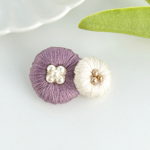 オートクチュール刺繍〜スワンの花束ブローチ ブローチ Atelier