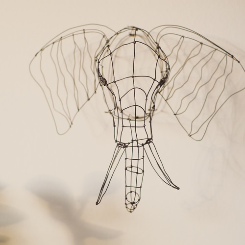 立体ワイヤーアート：ゾウの顔【1点もの】【壁掛け】 立体