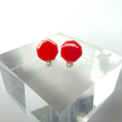 小八角小淡水珍珠耳環/耳環（紅色） 第1張的照片