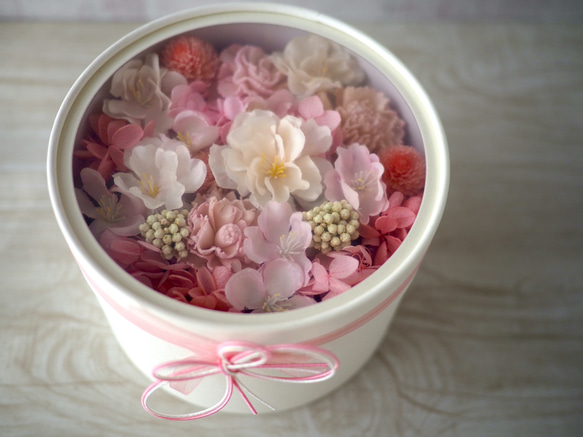 桜ピンクのフラワーボックス 2枚目の画像