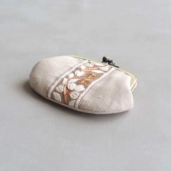 インド刺繍リボンのミニがま口 4枚目の画像
