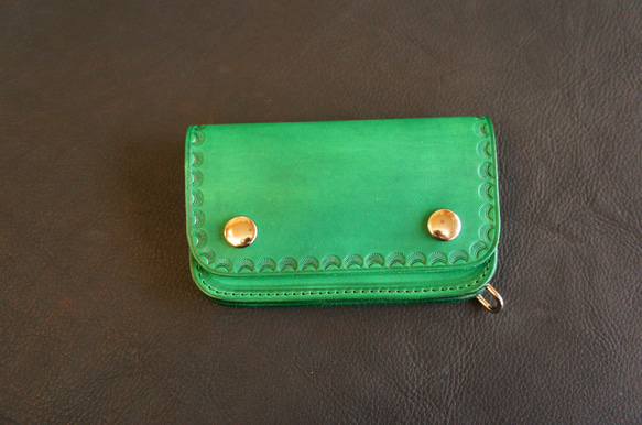 牛ヌメ革製 ミニトラッカーウォレット N053 緑色 BURNY 本革 バイカーウォレット ショートトラッカレザー 財布 1枚目の画像
