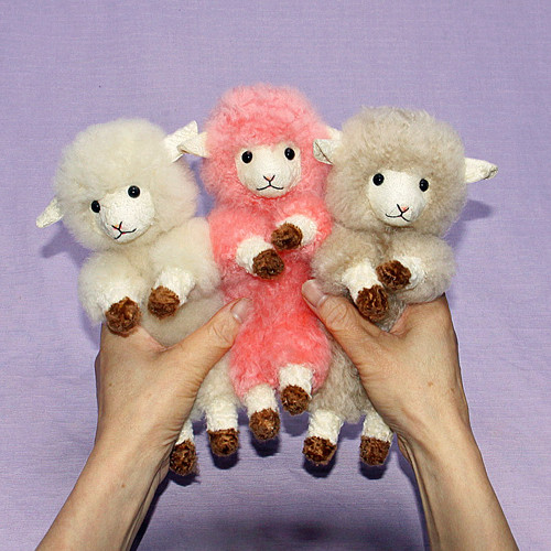 抱っこのできる羊さん リアルファーのぬいぐるみ オーダーメイド セミ