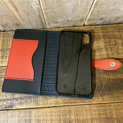 送料無料 手帳型 スマホケース iPhone X Xs 用 クロコ型押し 革 スマホショルダー ブラック レッド 黒糸 4枚目の画像