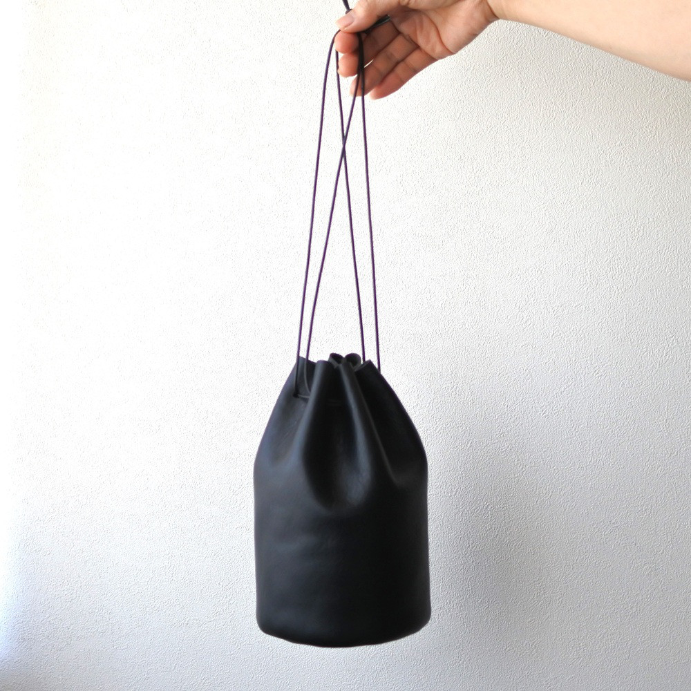 ぷっくりな小さい巾着（ブラック）