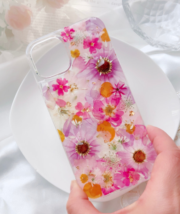 ｡.:*･ﾟ✽ Spring collection 花畑のスマホケース｡.:*･ﾟ✽ 1枚目の画像