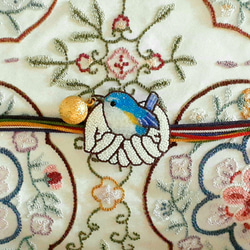 金子みすゞ『私と小鳥と鈴と』のブローチ＊オートクチュールビーズ刺繍 6枚目の画像