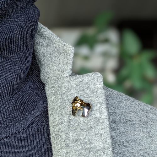 心機一転 □ SWAROVSKI ゴリラJewelピンバッジ/リング·サージカル
