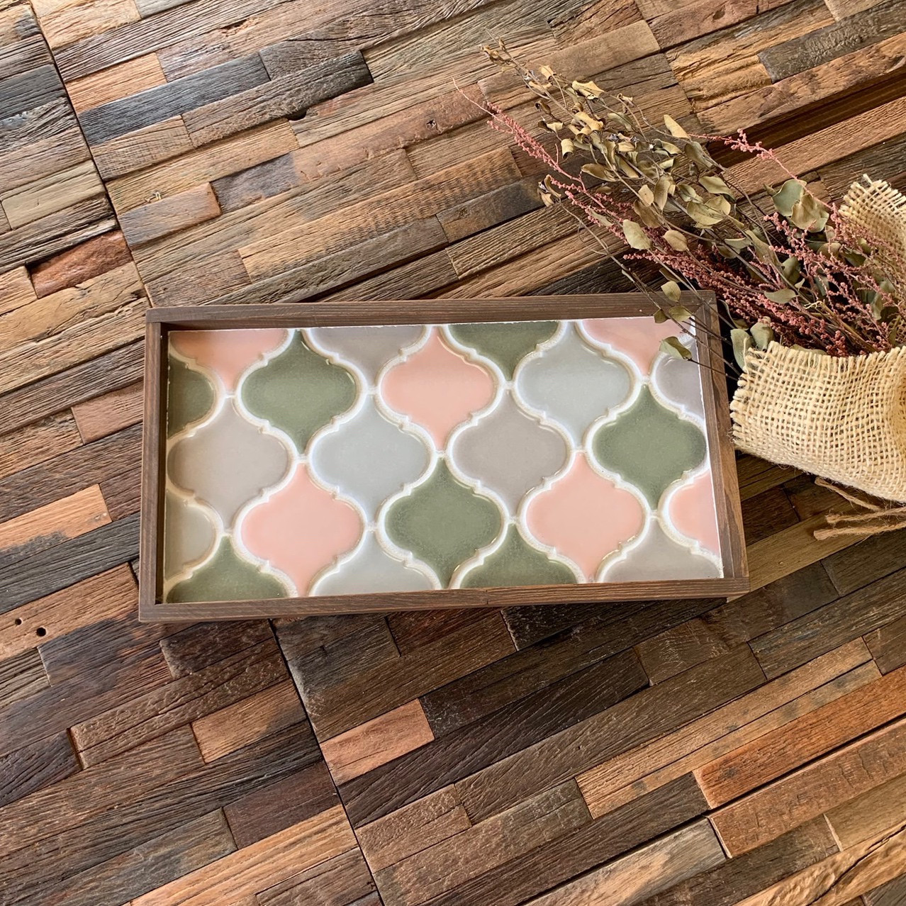 新色 桜色『cherry blossoms』ランタン型タイルのカフェトレー