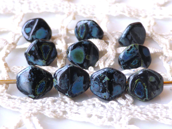 種　きれいな石　黒緑青色　チェコビーズCzech Glass Beads１０個 1枚目の画像