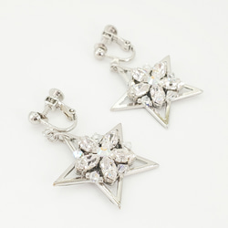 上品さと、確かな存在感・主役級アクセサリー～THE STAR EARRINGS～(イヤリング・シルバー) 4枚目の画像