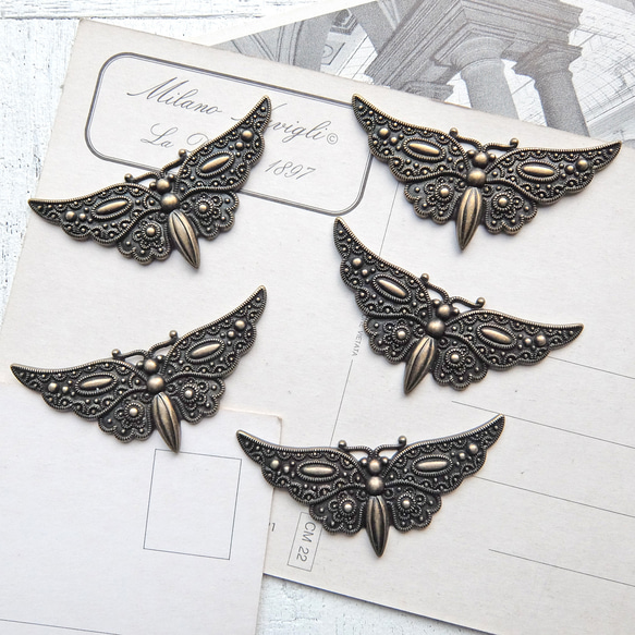 フランスアンティーク 古い銅製のトレイ 花と蝶々 レリーフ カフェ インテリア フランスアンティーク 古い銅製のトレイ 花と蝶々 レリーフ