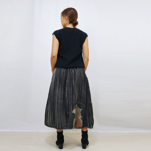 草木染め、手描パッチワーク刺繡入りコットンバルーンスカート