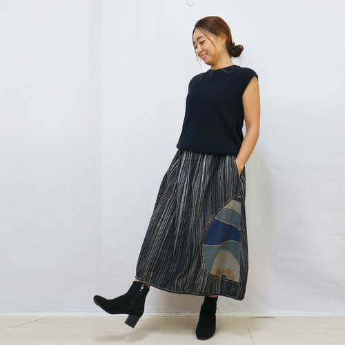 草木染め、手描パッチワーク刺繡入りコットンバルーンスカート