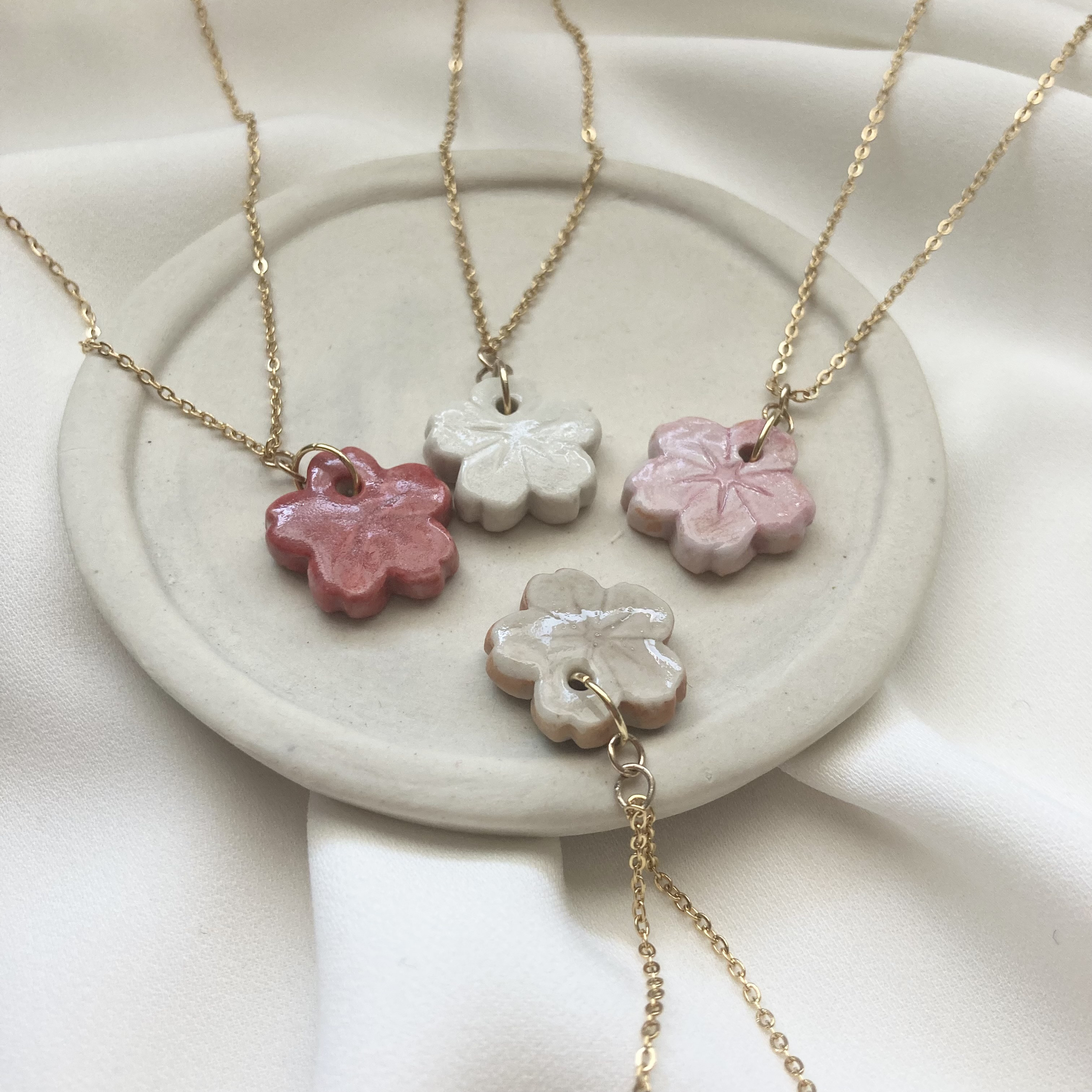 ギフト♪【国内発送★ANTEPRIMA】桜 シェル ネックレス/ピンク ギフト♪【国内発送★ANTEPRIMA】桜 ネックレス/ピンク シェル