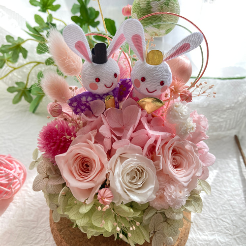 ハンドメイド❣️うさぎちゃんの小鳥のさえずり、薔薇フラワー
