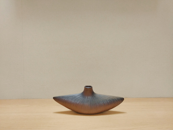 備前焼  花器 □備前焼のデザイン花瓶□ 一輪挿し・花瓶・花器 東児の花窯