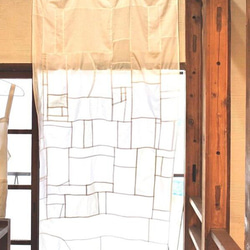 「白の重なり」永遠の布 85×115cm ポジャギカーテン　再生、循環する布 絵のカーテン 2枚目の画像
