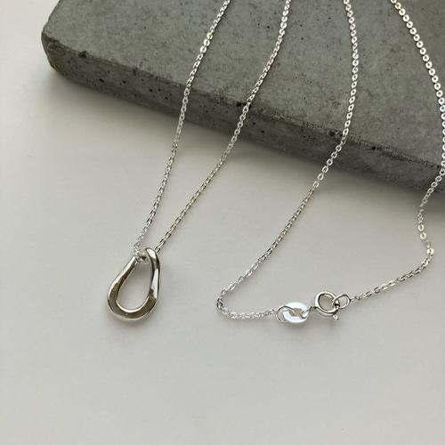 オトナなシンプルデザインチャームネックレス シルバー925 チェーン